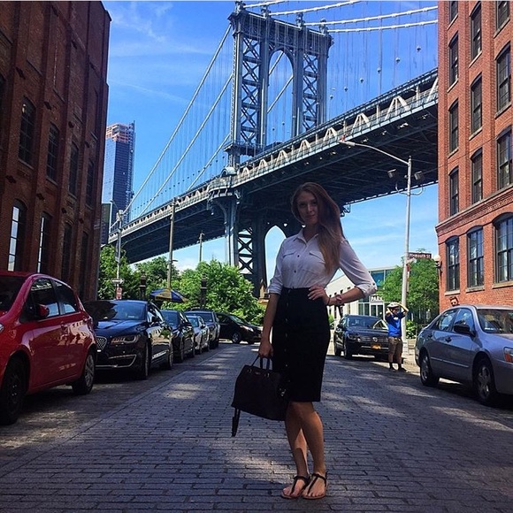 Meet your Posher, Stephanie - Picture 5 of 5